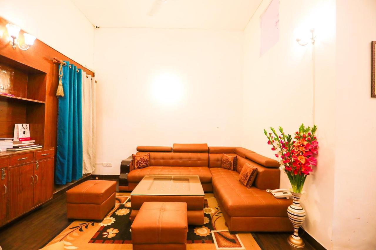 OYO 62702 Golden Home Stay Neu-Delhi Exterior foto